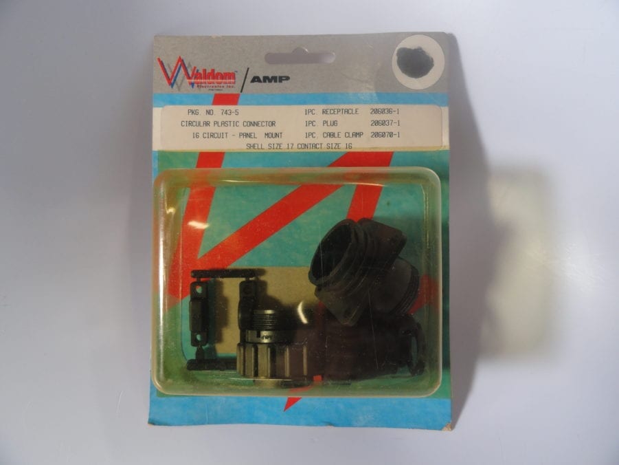 Waldom/Amp 743-5 Circular Plastic Connector - Free US Shipping