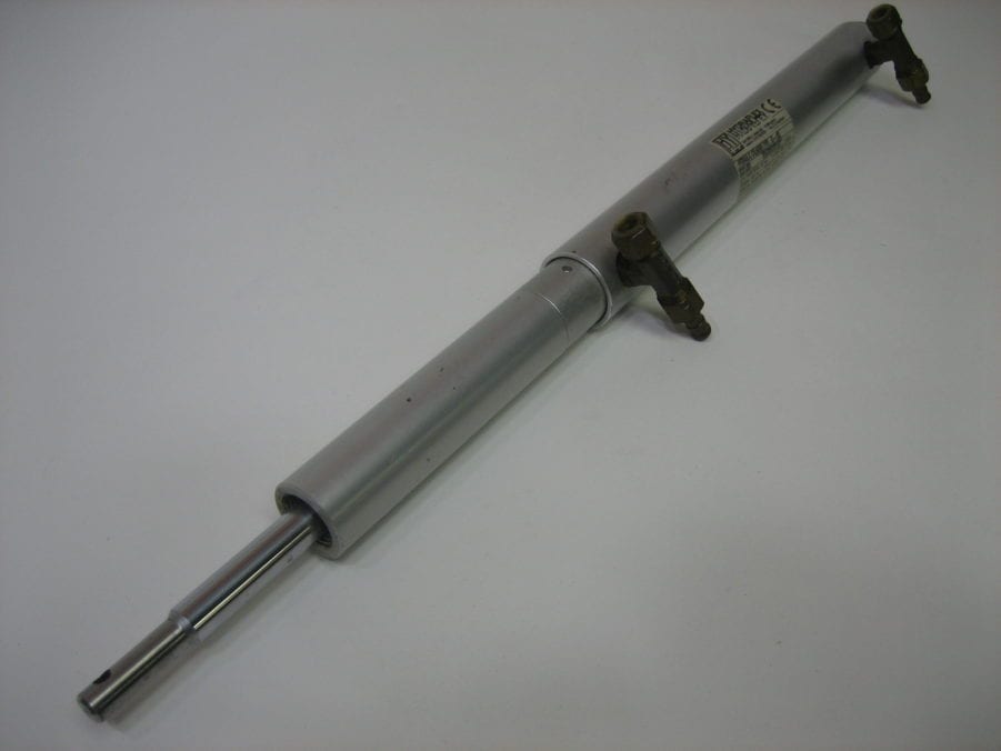 Hydraflex IO-133L Hydraulic Sterndrive Steering Cylinder Volvo Penta Mercuiser - Image 3