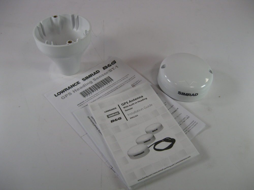 Simrad GS25 GPS Antenna TESTED 00011043001 Max Marine Electronics