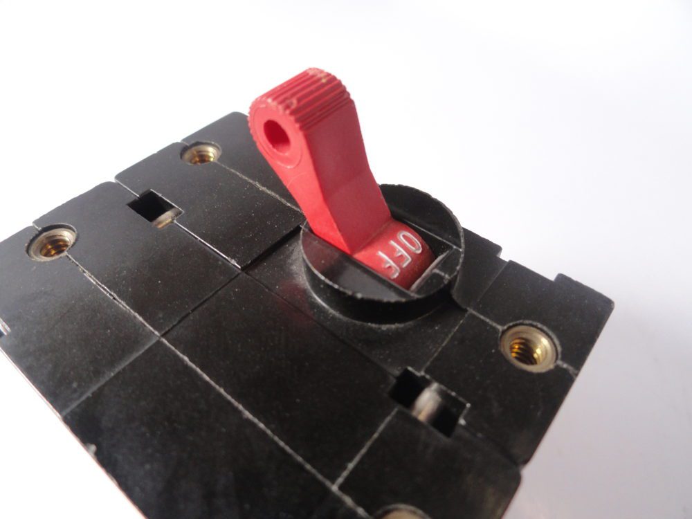 Carling Switch Smartguard 20 Amp PDB B 24 620 E 2AB 1 C 30 mA Trip