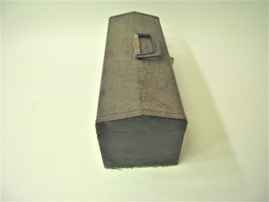 Vintage Union Manufacturing Metal Tool Tackle Chest Box *USED* - Image 6