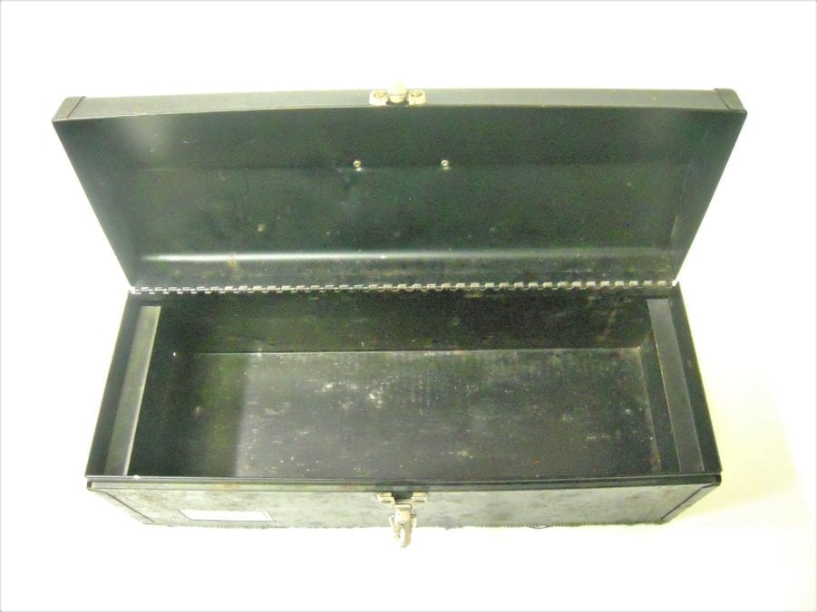 Vintage Union Manufacturing Metal Tool Tackle Chest Box *USED* - Image 3