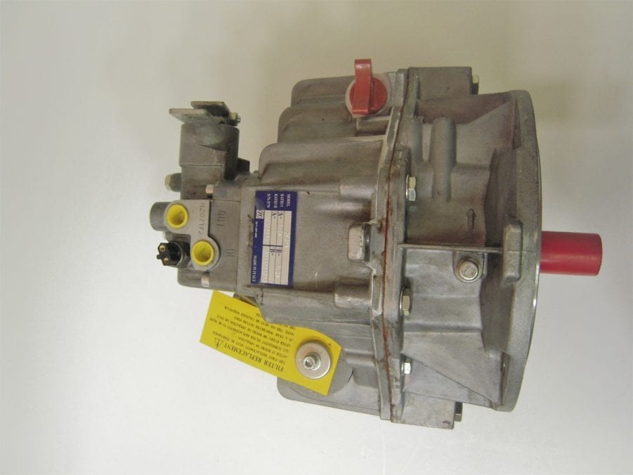 ZF Propulsion Systems ZF45-A 1.26:1 Marine Boat Transmission Gearbox *NEW* - Image 9