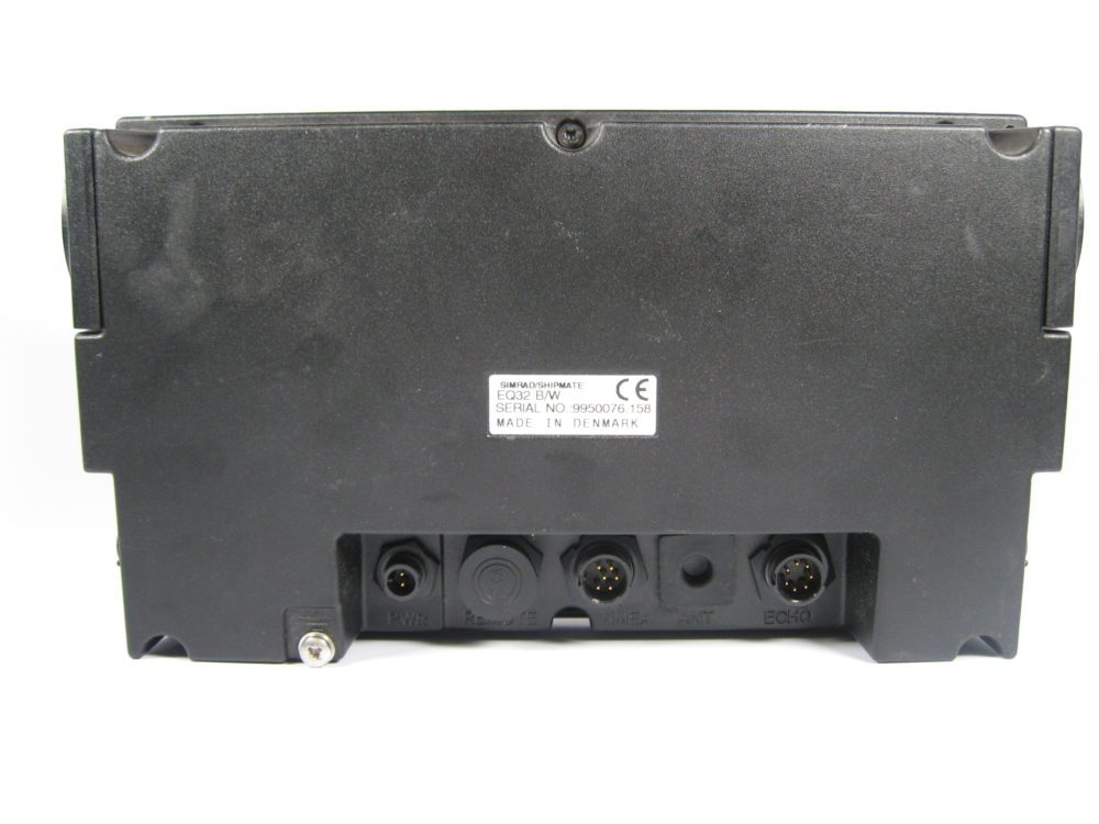 Simrad EQ32 Multifunction Display Sounder NOT WORKING (For Parts Or