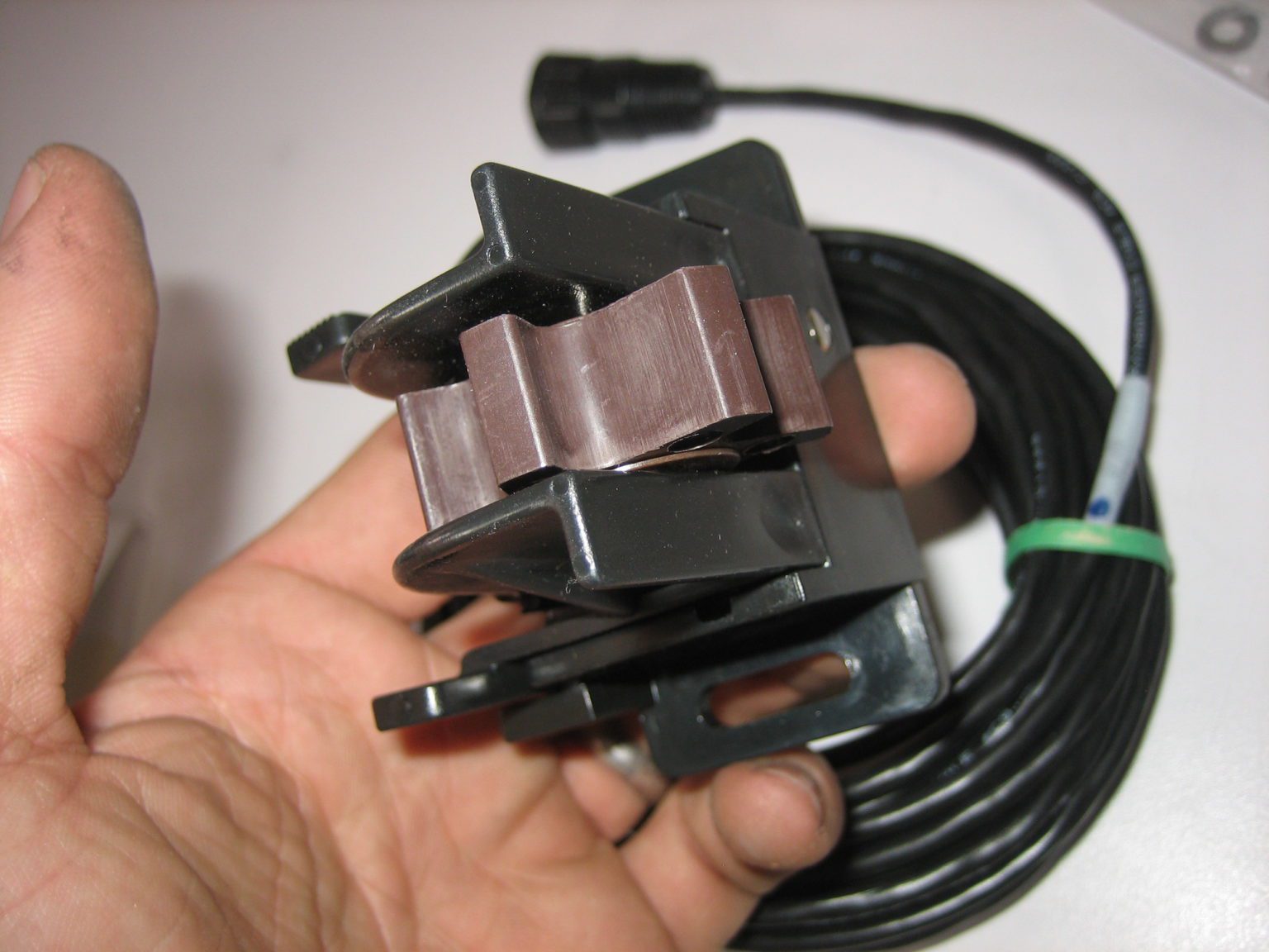 Pinpoint STS01 Speed and Surface Temperature Transom Mount Sensor