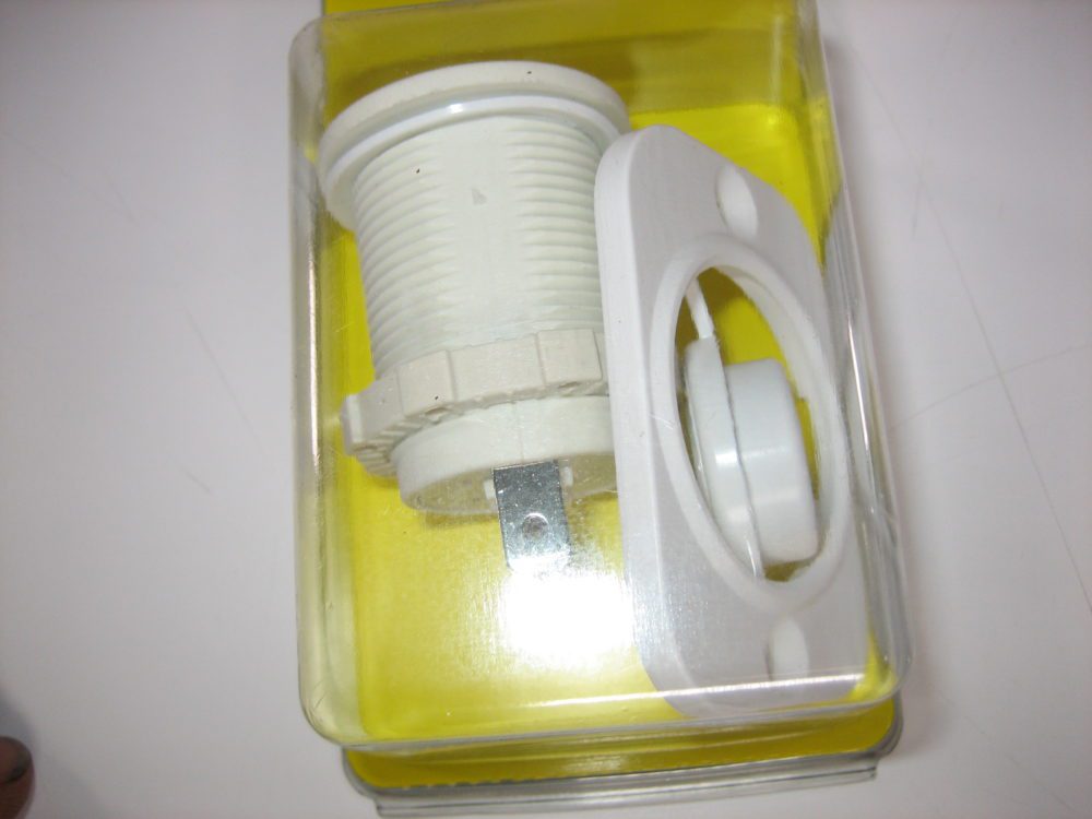 cigarette fm transmitter Q7 cigarette lighter FM transmitter MP3 Player fast charger unobxing