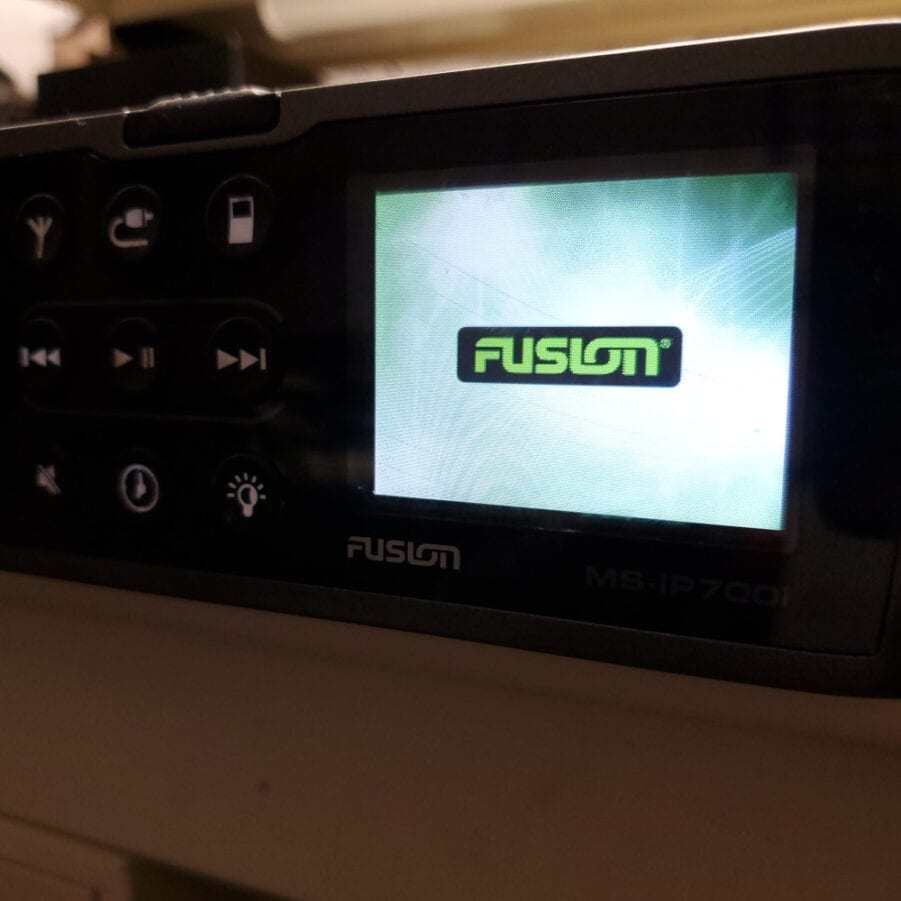 Fusion MSIP700i TrueMarine AM/FM Sirius Radio System for iPod FOR