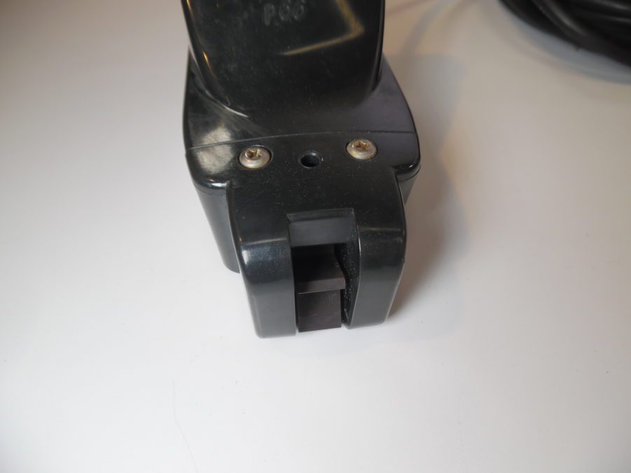 Raymarine P66 Triducer Transom Mount Transducer 50/200khz - E66054 - Good Cond. - Image 6