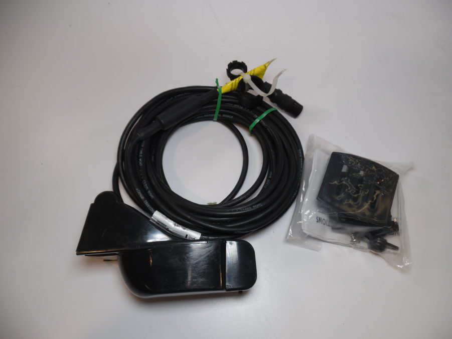 Raymarine P66 Triducer Transom Mount Transducer 50/200khz - E66054 - Good Cond.