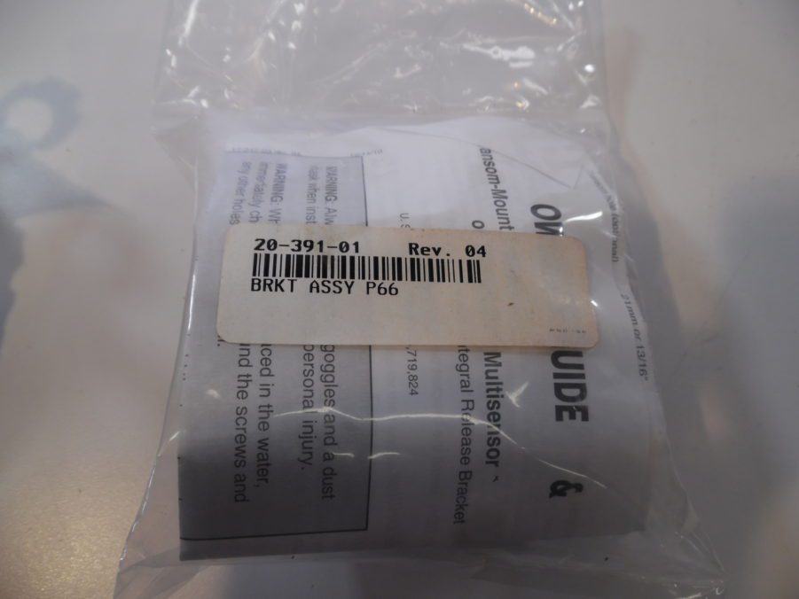Raymarine P66 Triducer Transom Mount Transducer 50/200khz - E66054 - Good Cond. - Image 4
