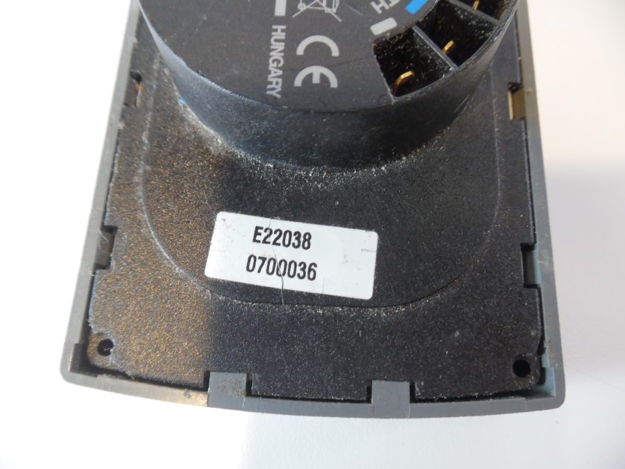Raymarine ST40 Depth Display Head - E22038 - 90 Day Warranty - Image 7
