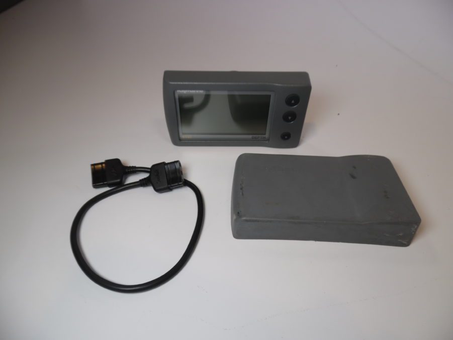 Raymarine ST40 Depth Display Head - E22038 - 90 Day Warranty