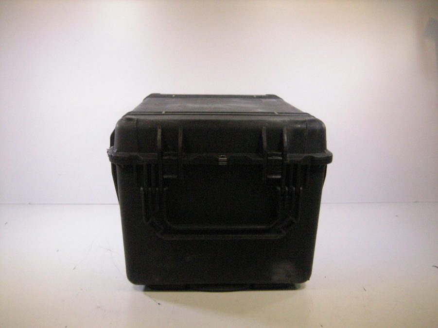 Pelican Case 1660 28.2" × 19.7" × 17.6"  - USED *FREE SHIPPING* - Image 2