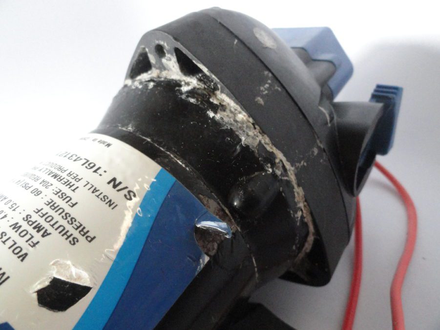 Jabsco 32605-0092 Par-Max 4.0 4GPM WD 60PSI 12V Washdown Pump - Parts or Repair - Image 6