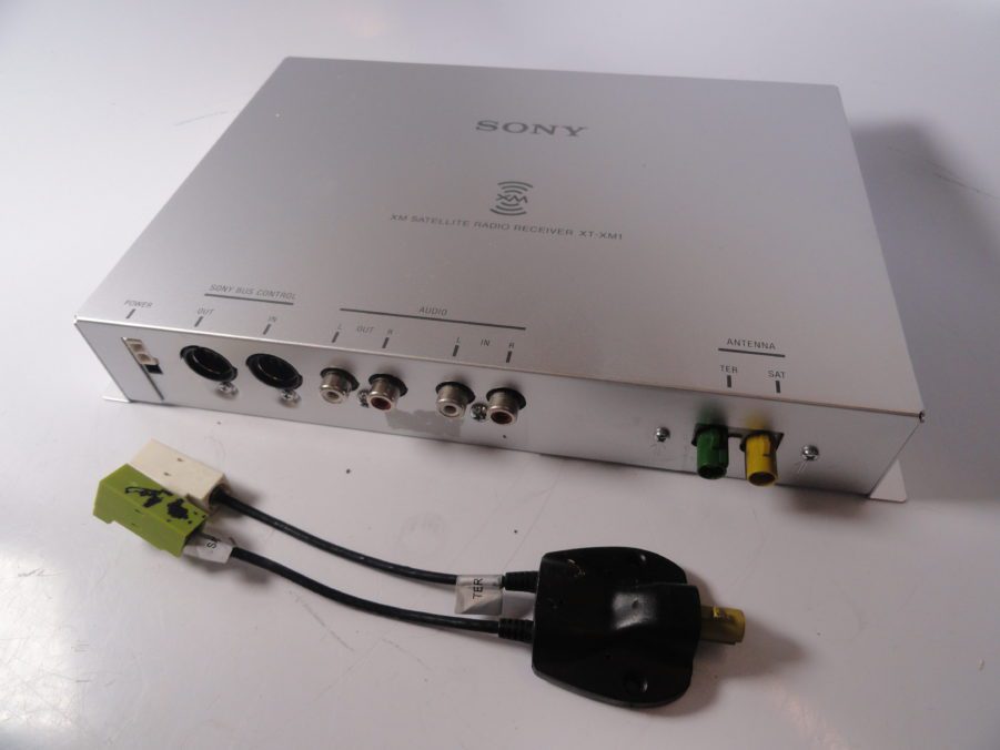 Sony XT-XM1 Satellite Radio Receiver for XM Radio