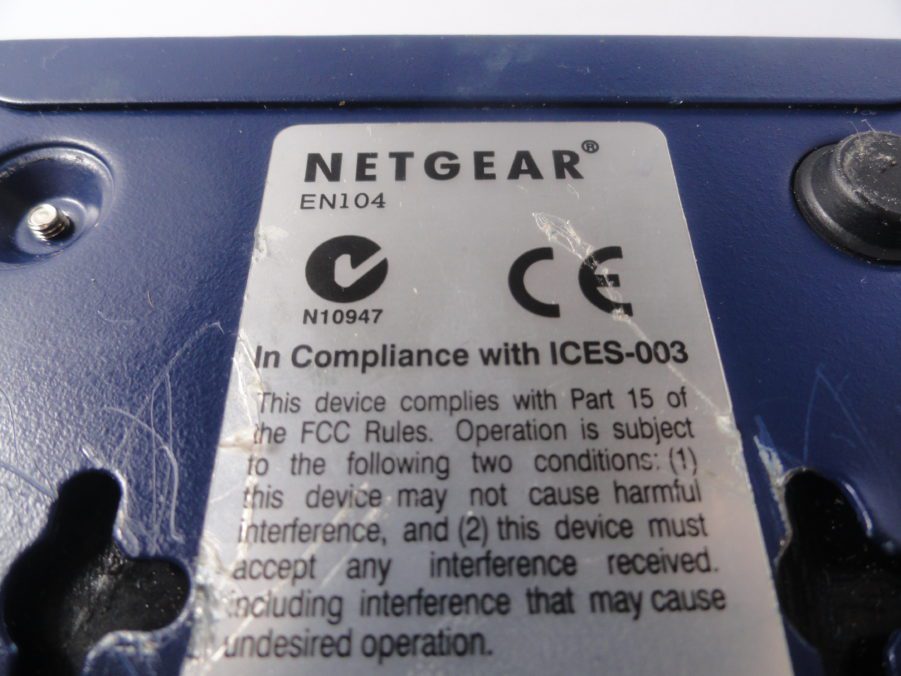 Netgear EN104TP 4-Port 10Base-T Ethernet Hub - Free US Shipping - Image 8