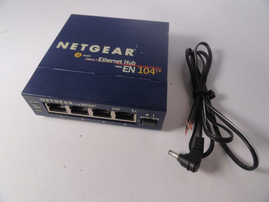 Netgear EN104TP 4-Port 10Base-T Ethernet Hub - Free US Shipping