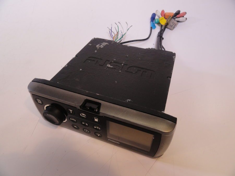 Fusion MS-IP600 Marine Stereo w/ iPod Dock -- Free US Shipping - Image 2