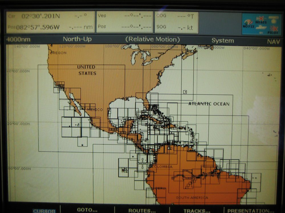 Navionics Gold CF Chart Card Central & South America CF/3XG 2GB Max