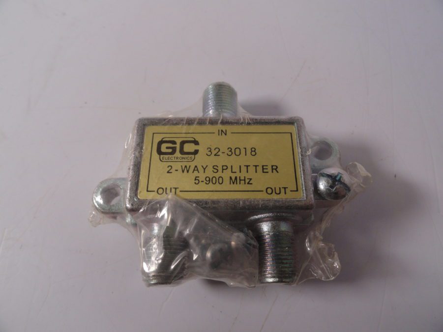 GC Electronics 32-3018 2-Way Splitter (5-900 MHz) QTY of 2 - Image 2