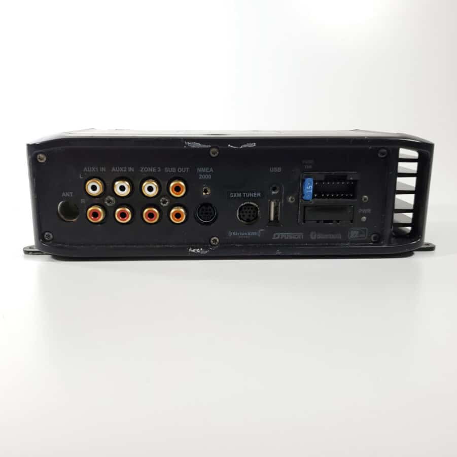 FUSION MS-BB300 - Boat Black Box Marine Stereo AM/FM Radio SIRIUS Ready - USED - Image 2