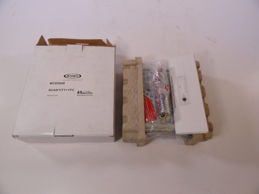 Jensen MCD5090 Marine Grade AM/FM/CD Stereo Head Unit - NEW - Image 13