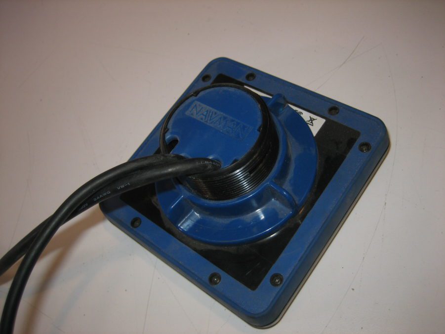 Navman 3150 Wind Display - For Parts or Repair - Powers On, No Display - Image 4