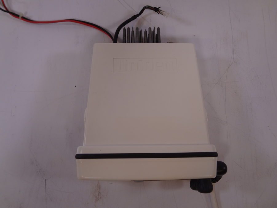 Uniden Solara DSC Submersible VHF Two-Way Marine Radio Transceiver Unit - Image 10