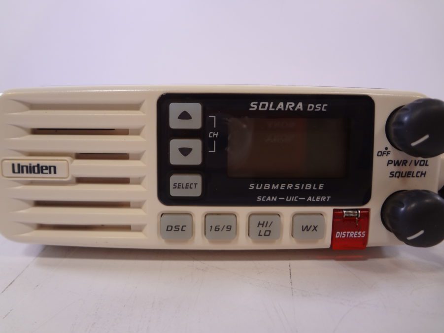Uniden Solara DSC Submersible VHF Two-Way Marine Radio Transceiver Unit - Image 2