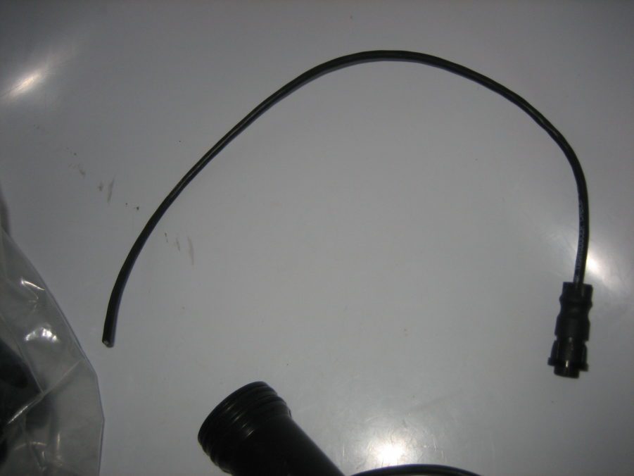 B&G SEN-DEPTH-N 170 kHz Plastic Depth Transducer w/Cut-Off 3 Pin Connector - Image 8