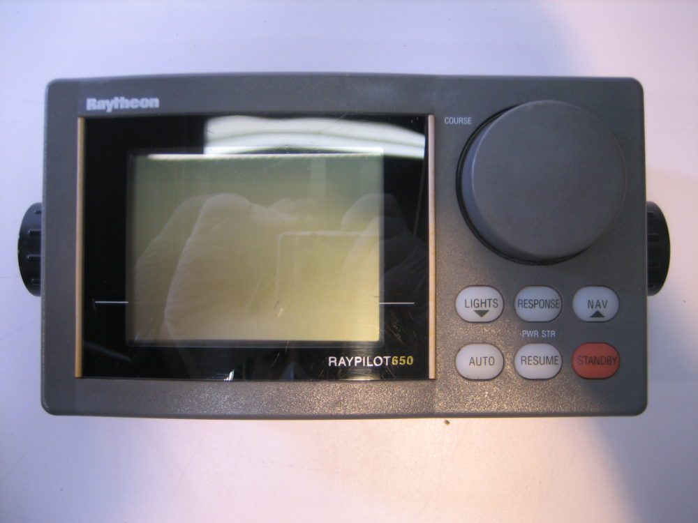 Raypilot Rudder Raytheon/Raymarine Raypilot 650 Seatalk Autopilot Head M81100 -NEW LCD ...