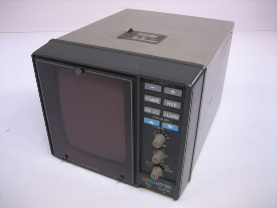 Furuno FCV-561 88kHz (Parts Or Repair) - Image 4