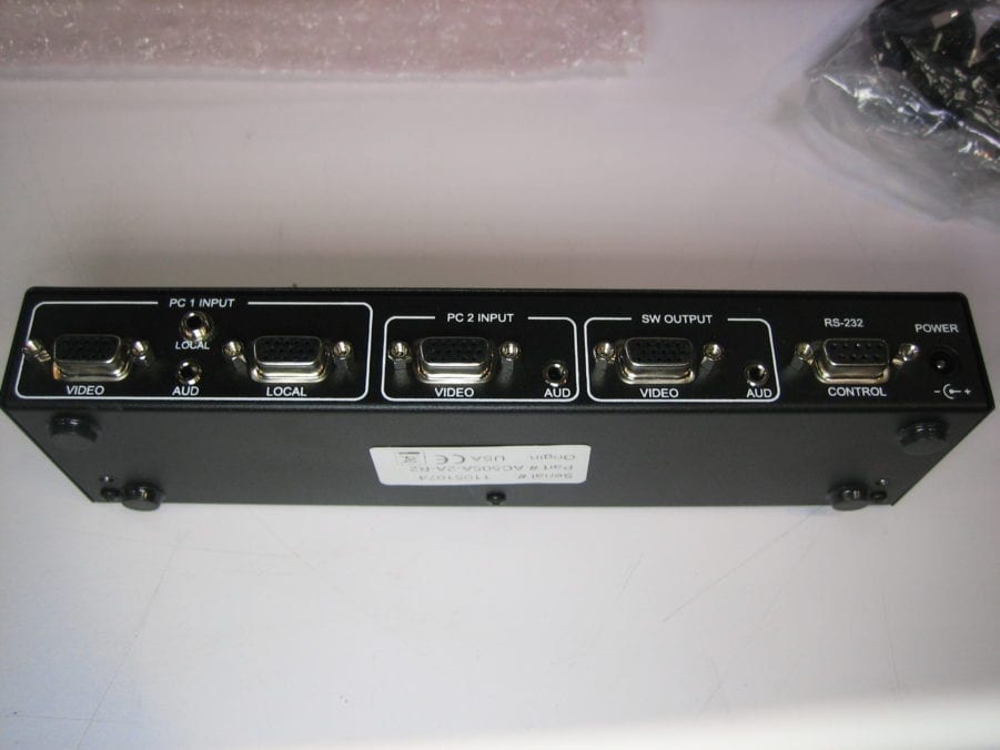 Blackbox AC505A-2A-R2 2x1 VGA and Audio Switch - Open Box - Image 3