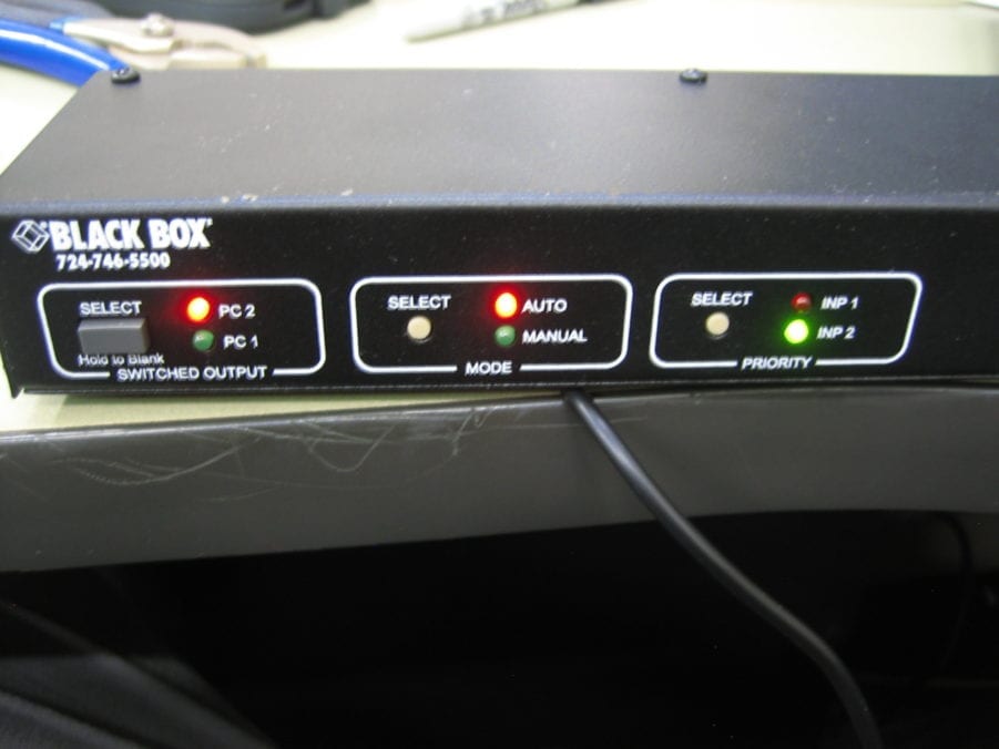 Blackbox AC505A-2A-R2 2x1 VGA and Audio Switch - Open Box - Image 9
