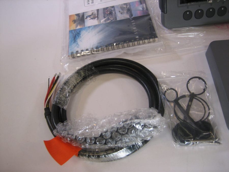 Raymarine A50D Chartplotter COMPLETE IN BOX - *New Old Stock* E62186-US - Image 5