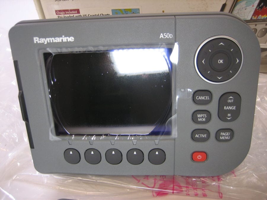 Raymarine A50D Chartplotter COMPLETE IN BOX - *New Old Stock* E62186-US - Image 2