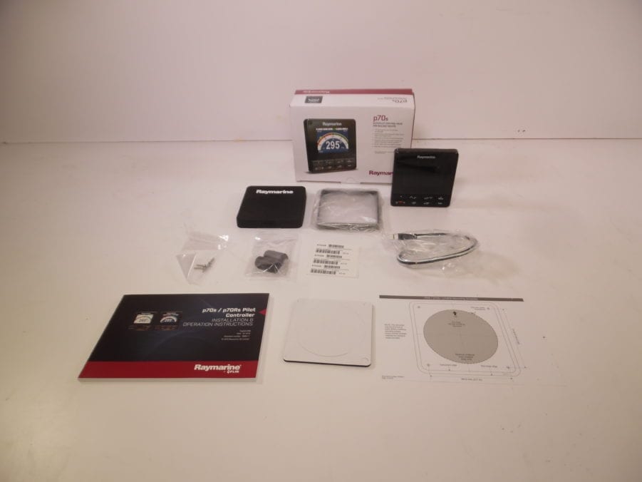 Raymarine - P70s Autopilot Control Head - E70328 - Comms Test - Great Cond.