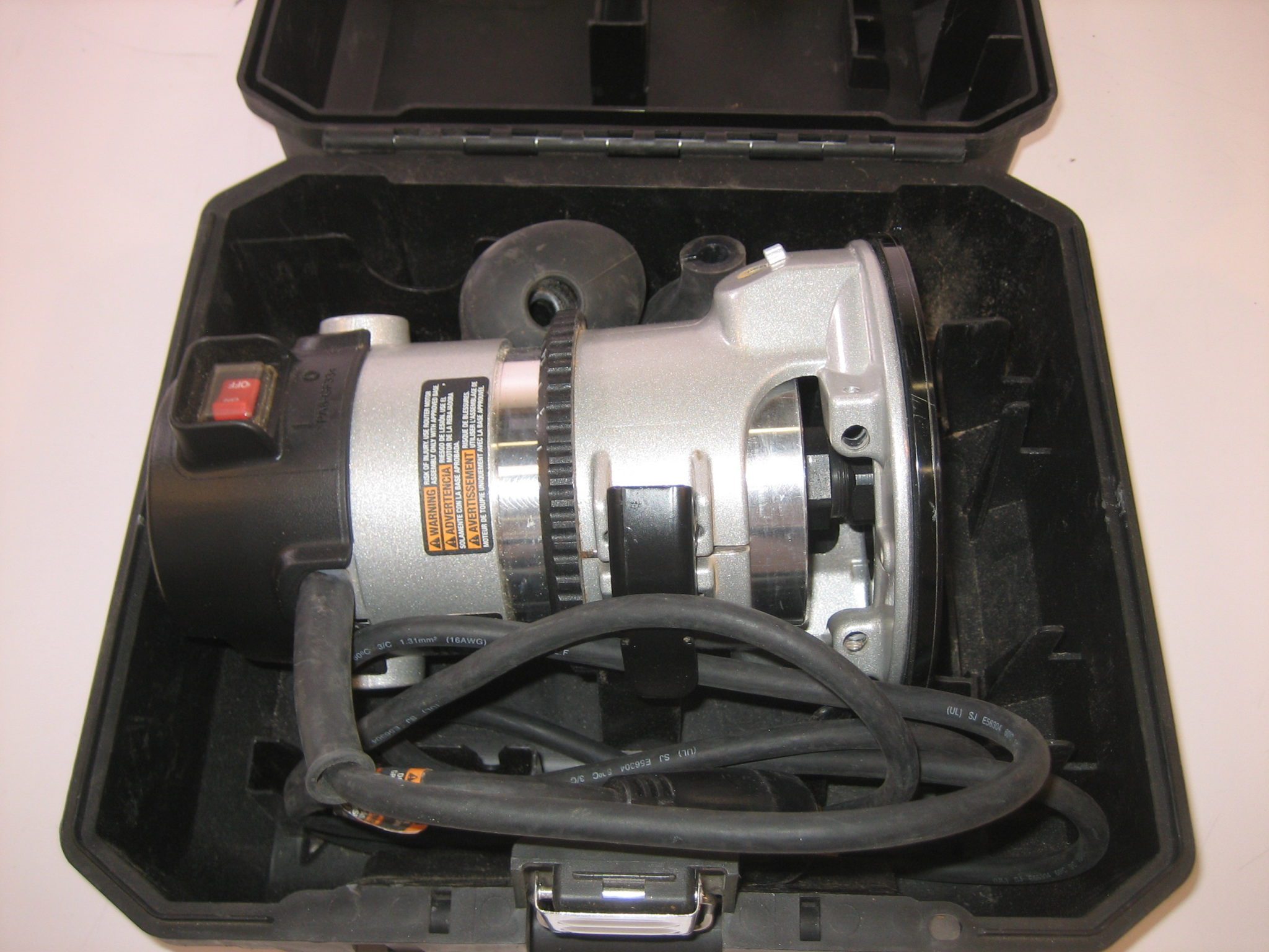 Porter Cable 690LR Heavy Duty Router Model 1001 Fixed Base Type 8