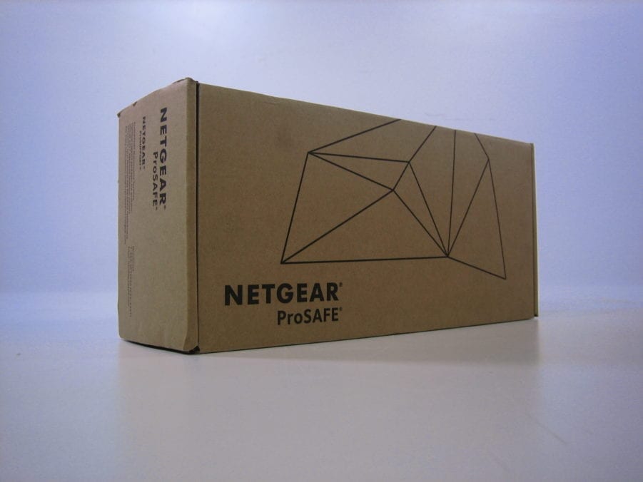 Netgear - FS116P V2 -16-Port Fast Ethernet Switch W/PoE - New open Box - Image 2