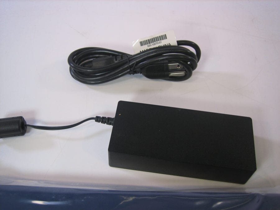 Netgear - FS116P V2 -16-Port Fast Ethernet Switch W/PoE - New open Box - Image 6