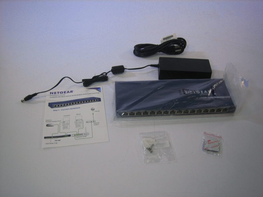 Netgear - FS116P V2 -16-Port Fast Ethernet Switch W/PoE - New open Box