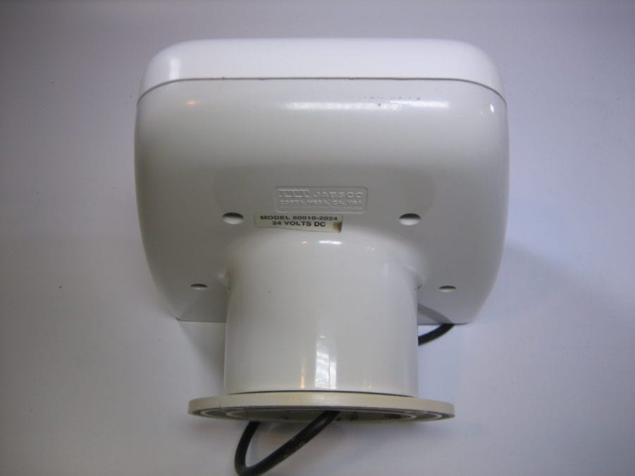 ITT Jabsco 600102024 Searchlight Spotlight 24V w/ Remote Control Max