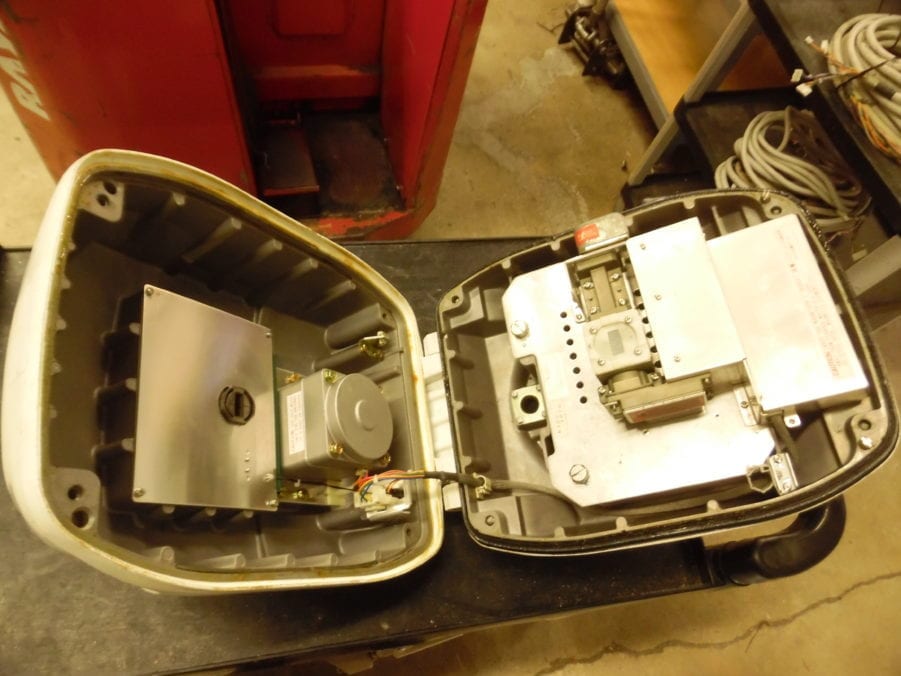 Furuno Navnet C-Map VX2 1934C/NT 4KW 3.5' Open Array Radar System - Rebuilt LCD - Image 11