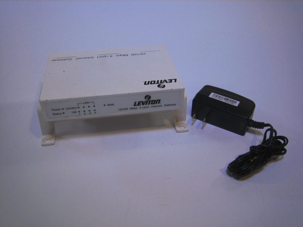 Leviton 4Port Gateway/Switch Tested/Working Max Marine