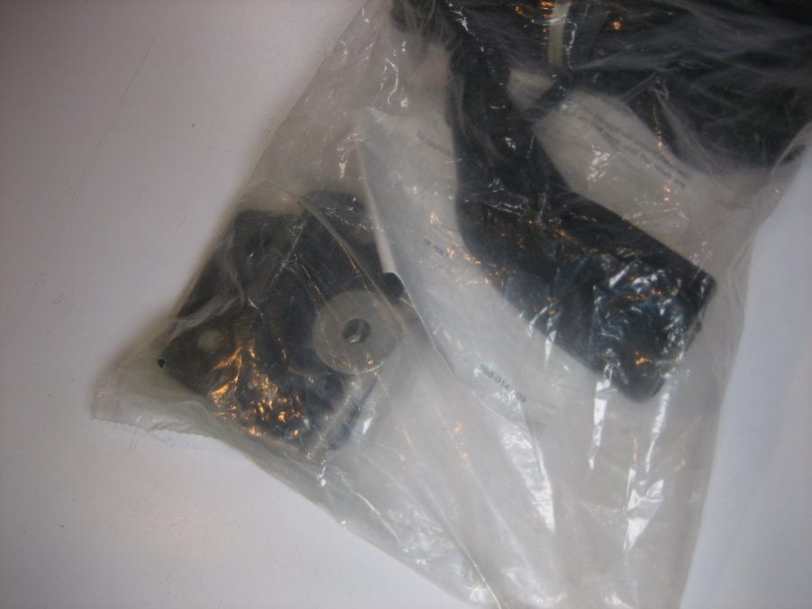 LEI Lowrance Eagle HS-50/200-DX Skimmer Transducer - New Old Stock w/Mount Kit - Image 4