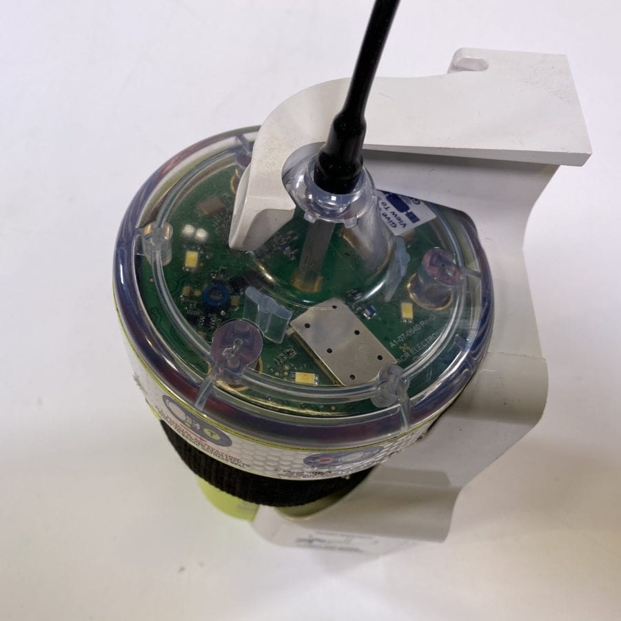 ACR Electronics GlobalFix V4 406 MHz EPIRB w/ Integral GPS and Bracket EXPIRED - Image 6