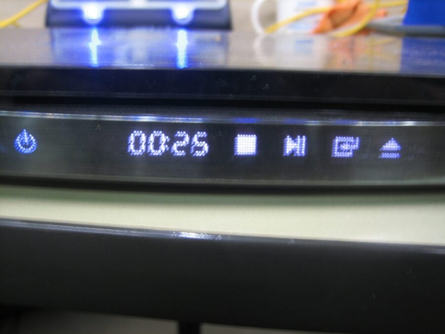 Samsung Blu-Ray 3D player BD-E6500 Used - No Remote - Image 7