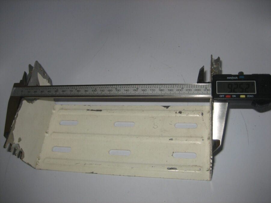 Icom Quick-Release Buckle Mounting Bracket for IC-M80 IC-M100 IC-M120 VHF White - Image 5