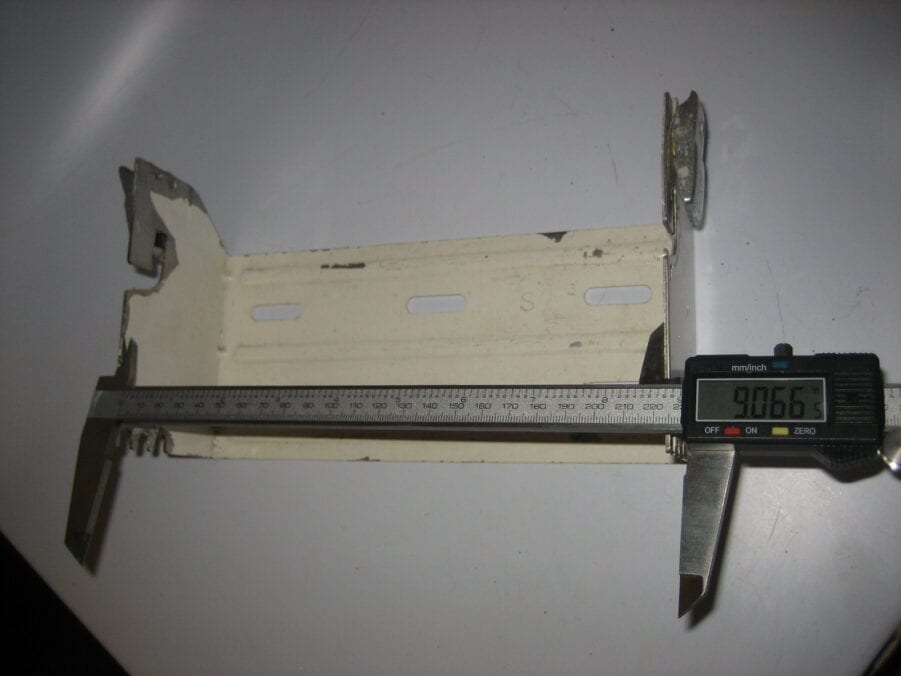 Icom Quick-Release Buckle Mounting Bracket for IC-M80 IC-M100 IC-M120 VHF White - Image 4