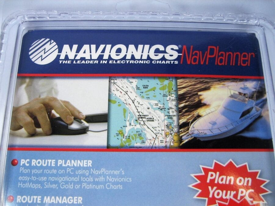 Navionics NavPlanner Plan On Your PC V4.0 Cable & CD-ROM W/USB Multi Card Reader - Image 2